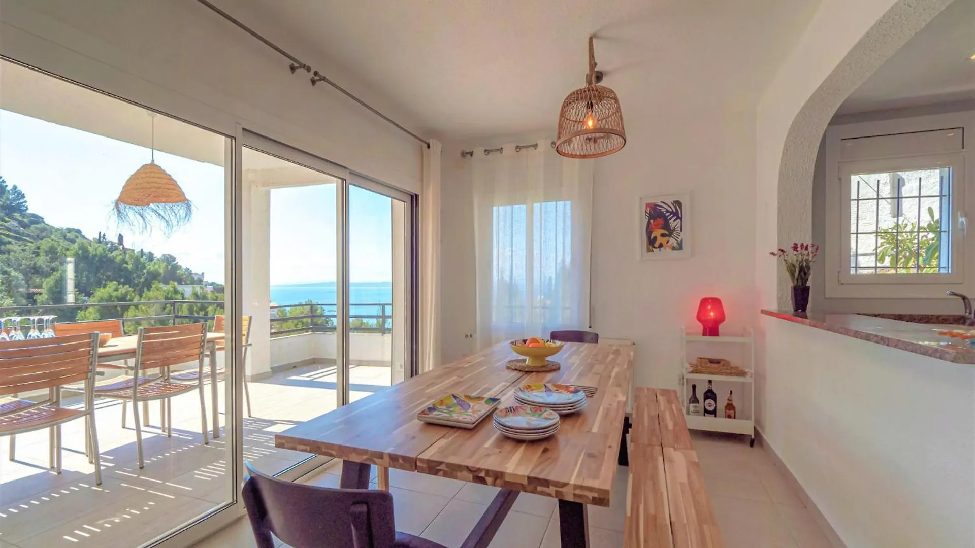 Apartment With Private Pool Roses Spain